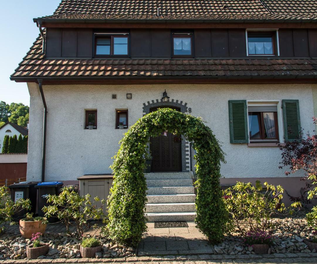 Ferienwohnung "Hirsch Huesli" Schopfheim Exterior foto