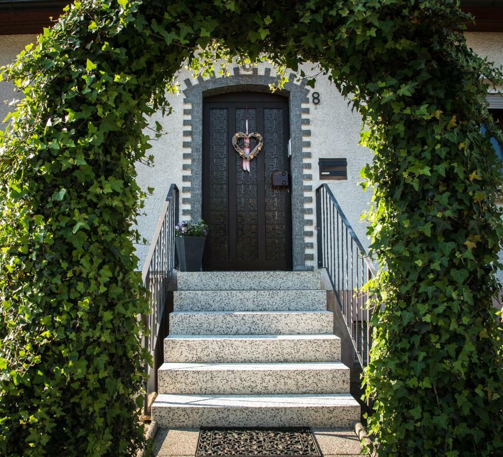 Ferienwohnung "Hirsch Huesli" Schopfheim Exterior foto