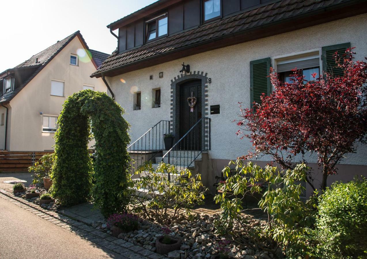 Ferienwohnung "Hirsch Huesli" Schopfheim Exterior foto